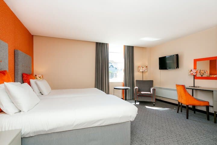 Cedar Court Harrogate Image 8