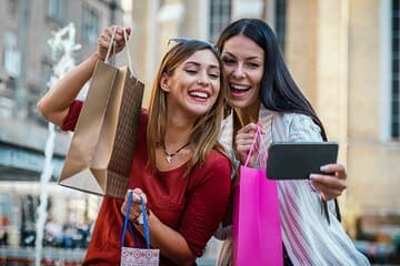 York Designer Outlet Shopping Tour Transportation from Leeds City - Tour in leeds