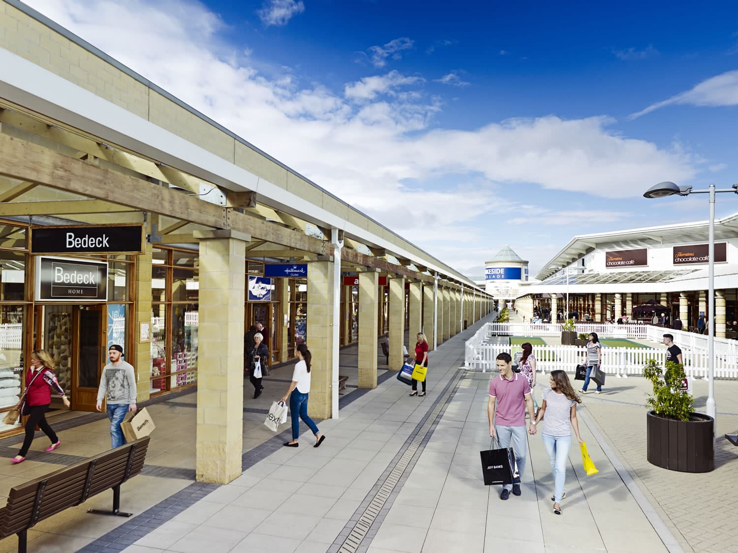 Lakeside Village - Shopping Centres in doncaster