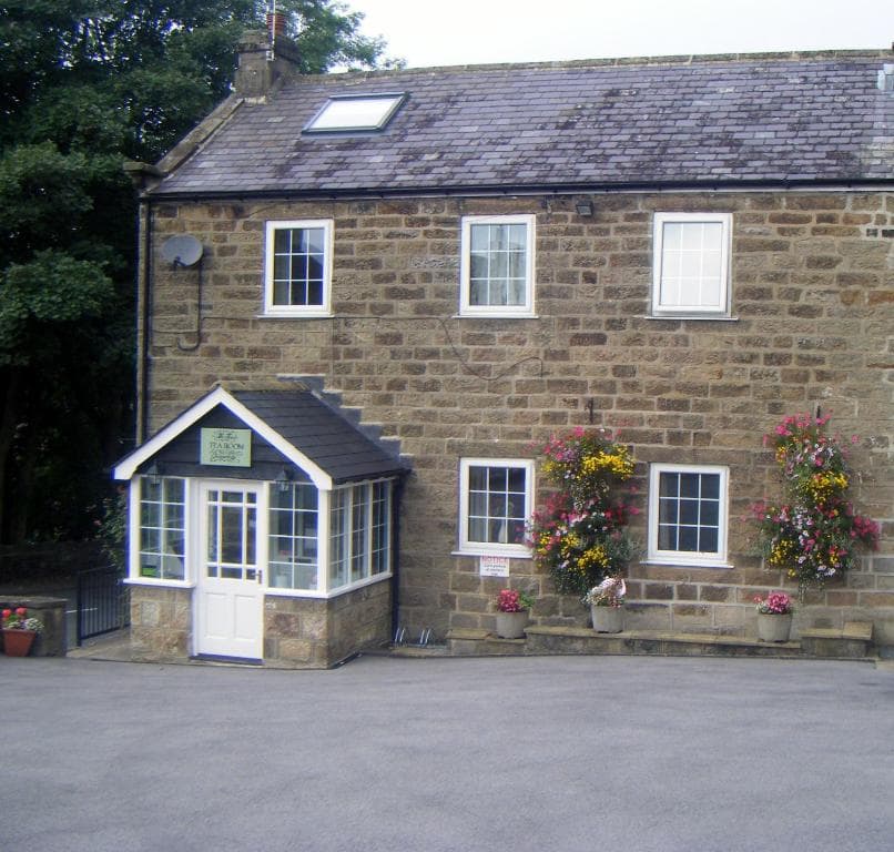 Accommodation at THE FIRS B&B &TEA ROOM in summerbridge