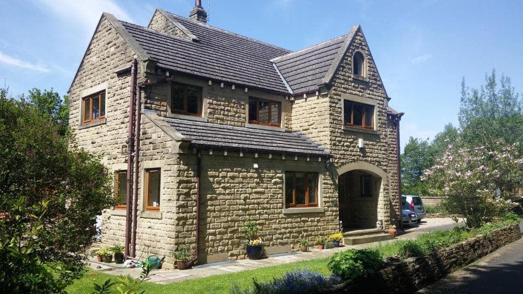 Accommodation at Wood Bank Studio Apartment in holmfirth