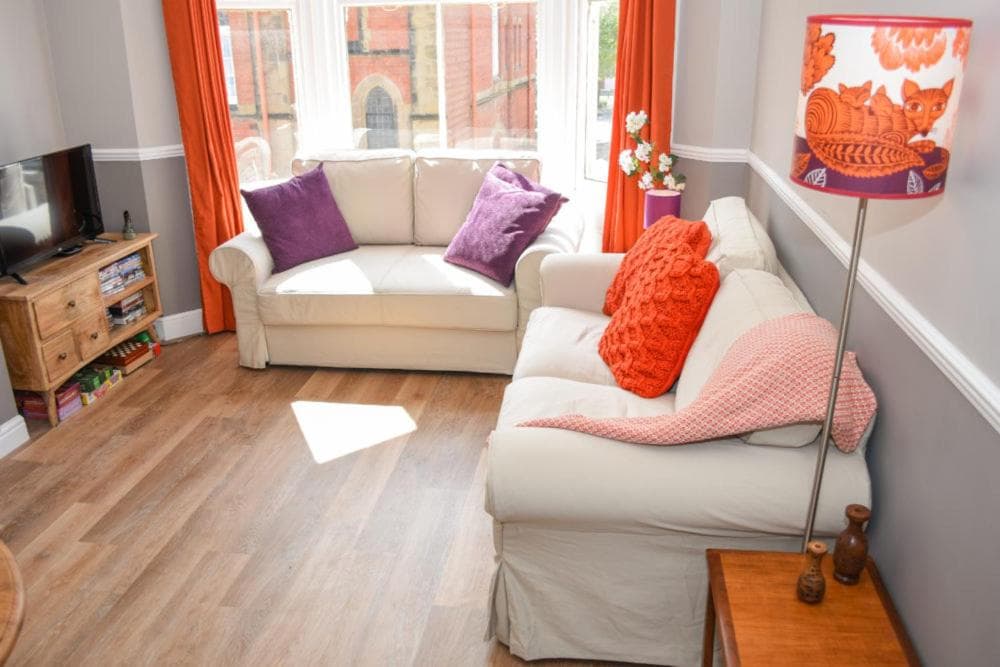 Accommodation at Sandy Palms New bathroom and central location in scarborough