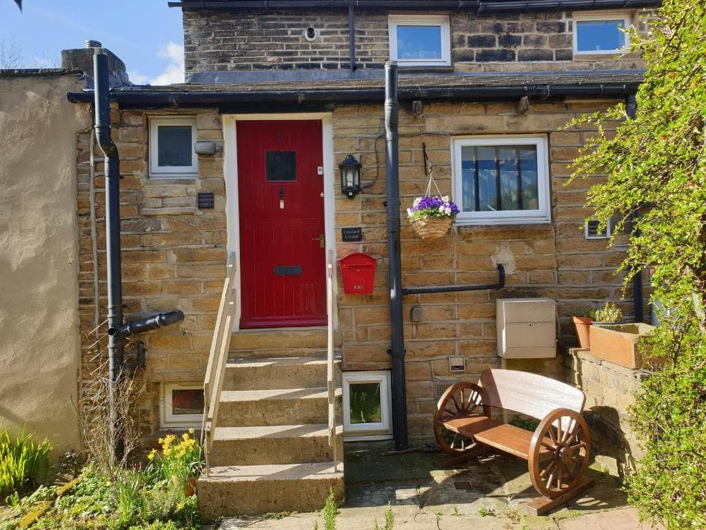 Accommodation at Crosland Cottage in holmfirth