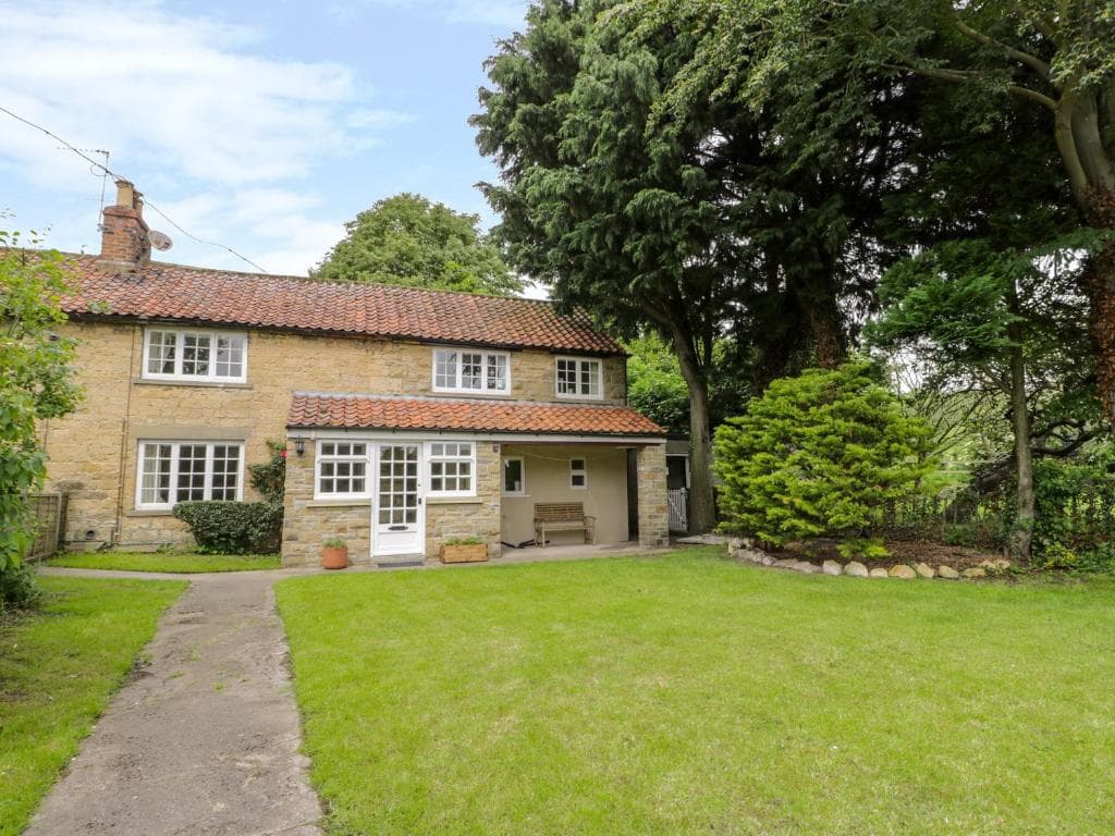 Accommodation at Little Pines in snainton