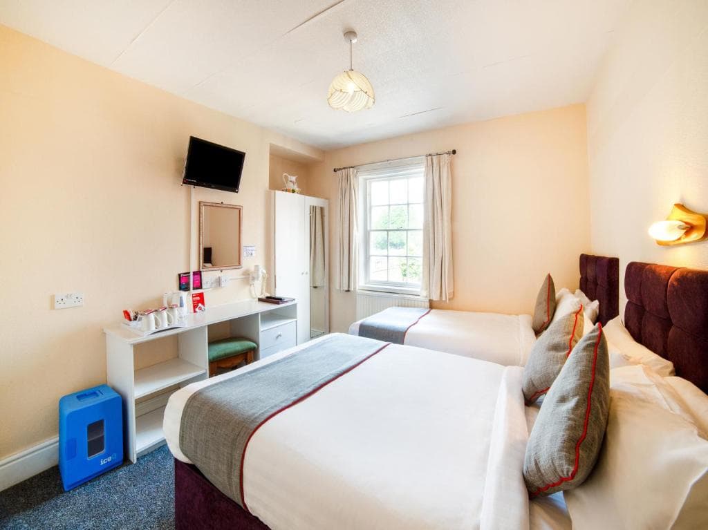 Accommodation at Diamonds Inn in york