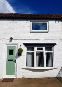 Accommodation at Ladybird Cottage, Dog Friendly, Couples or Small families, Yorkshire Wolds - Countryside and Coast in great driffield