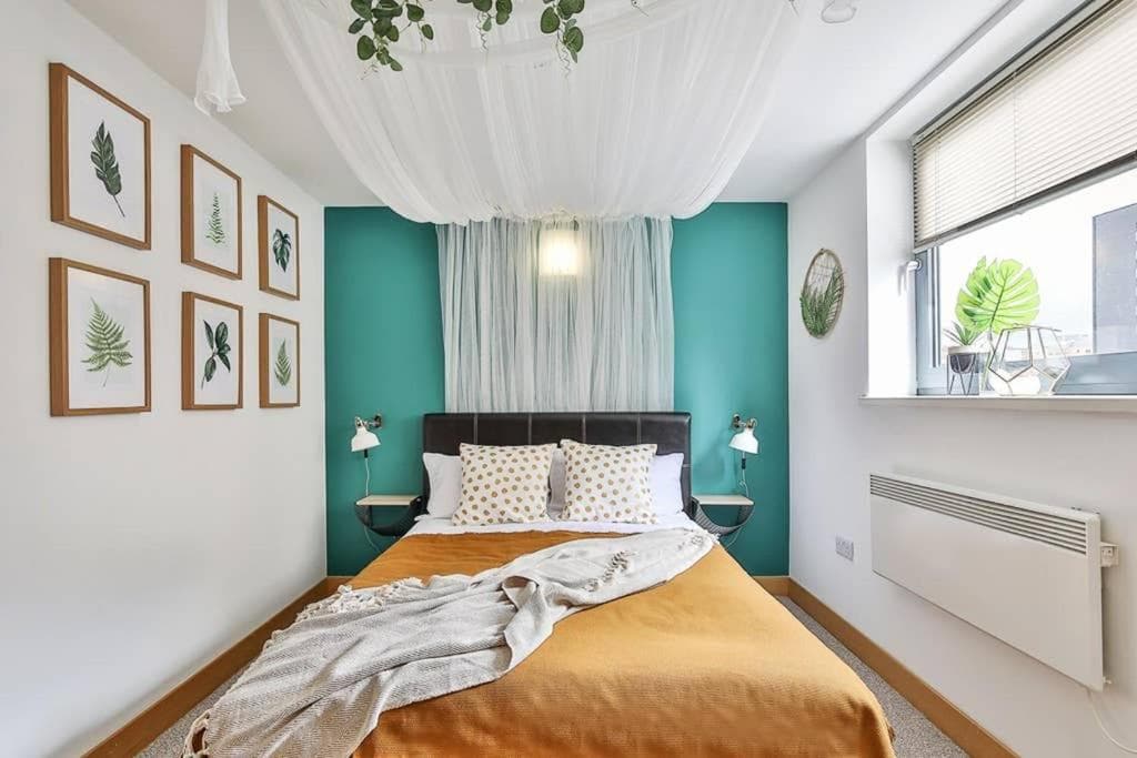 Accommodation at No1. The Exclusive Gem of Leeds in leeds