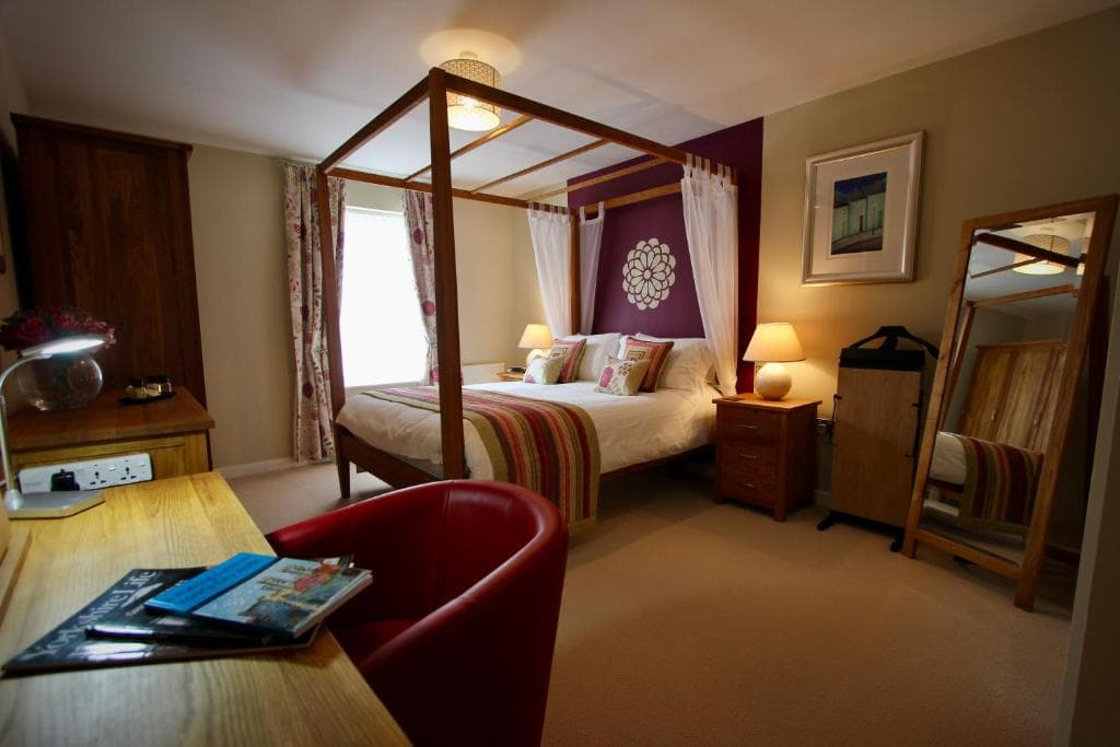 Accommodation at City Centre Skeldergate 2 Bed Apartment with Parking in york