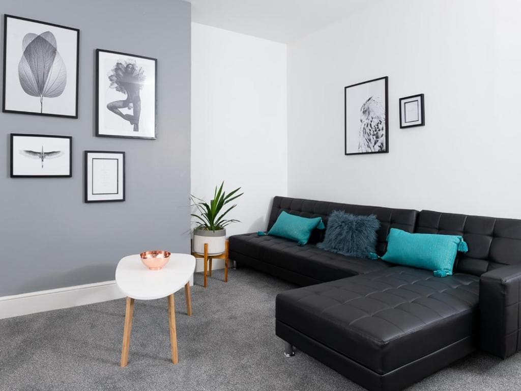 Accommodation at MyUKSuites in hull