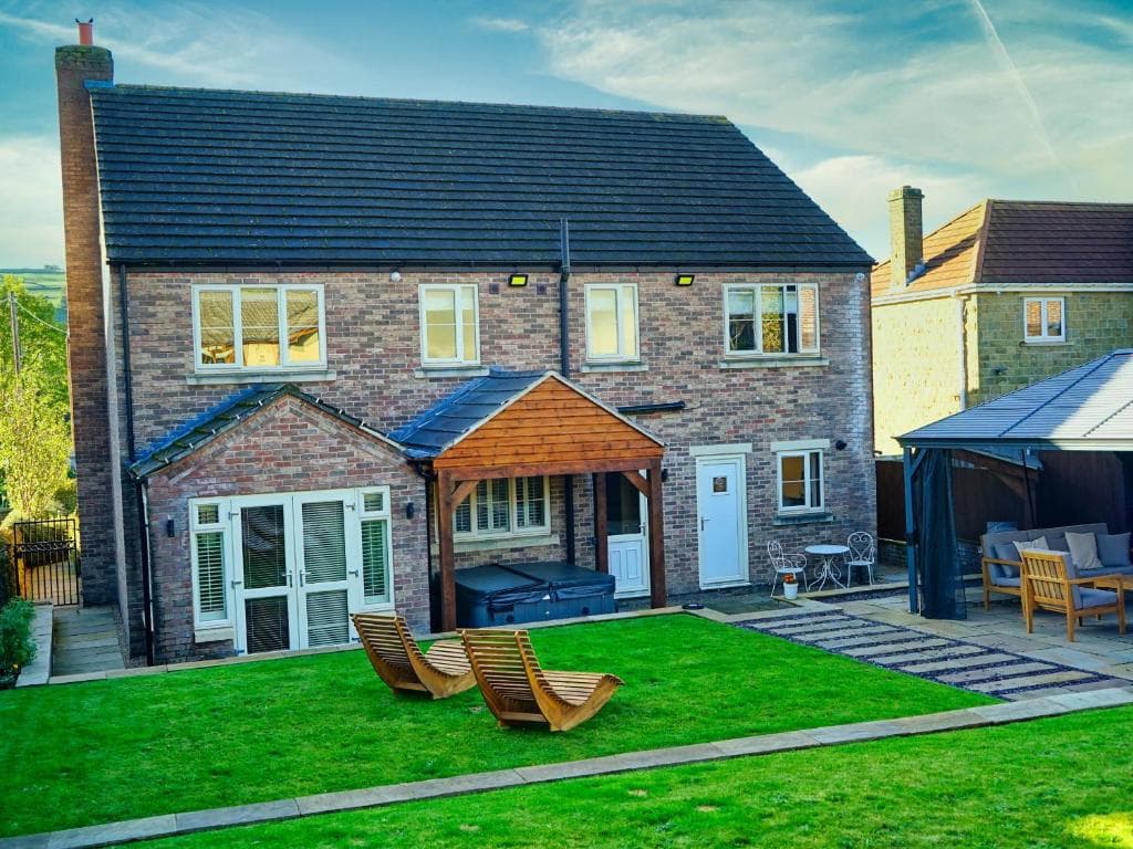 Accommodation at Rowan House in millhouse green