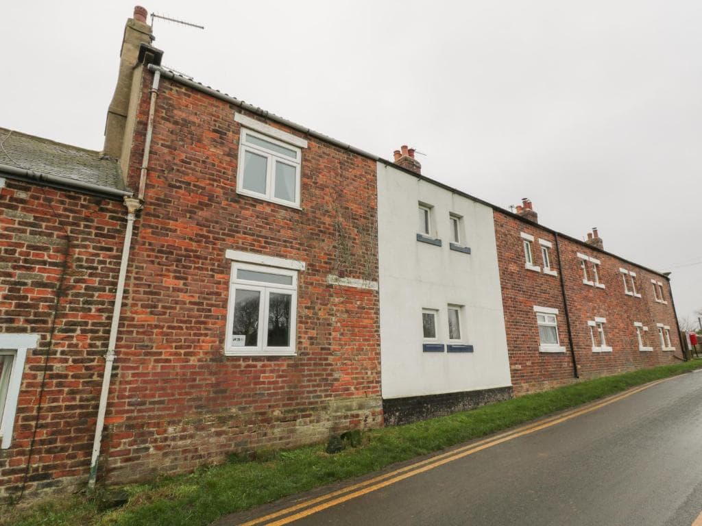 Accommodation at Mulgrave Cottage in port mulgrave