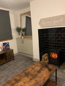 Accommodation at Cosy Cottage in Redcar - Workstays UK in redcar central railway station