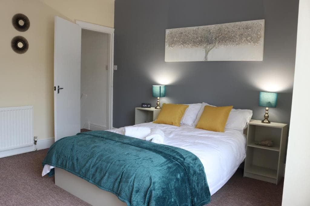 Accommodation at Luke Stays - Rustenburg Street in hull