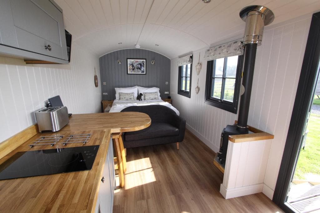 Accommodation at Springwood Shepherd Huts Glamping York in escrick