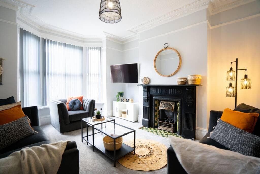 Accommodation at Laurel Ville Leeds in farnley