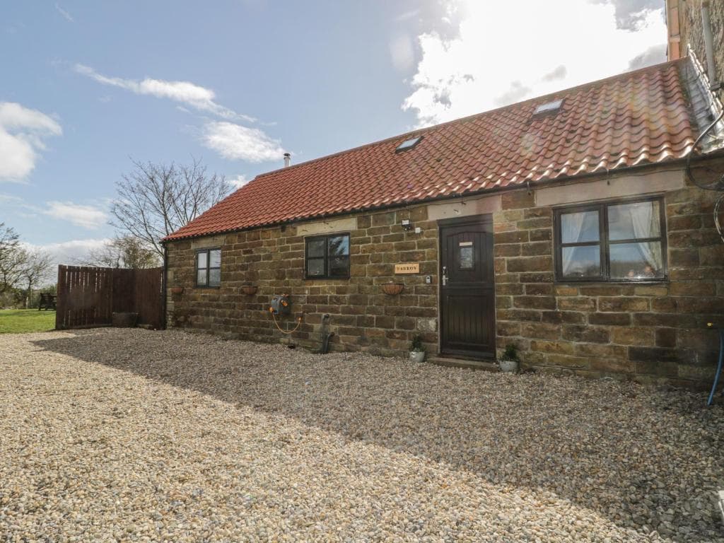 Accommodation at Farrow, Scarborough in staintondale