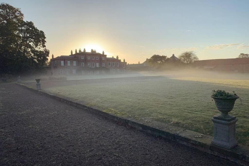 Accommodation at Thirsk Hall South Wing, North Yorkshire in thirsk