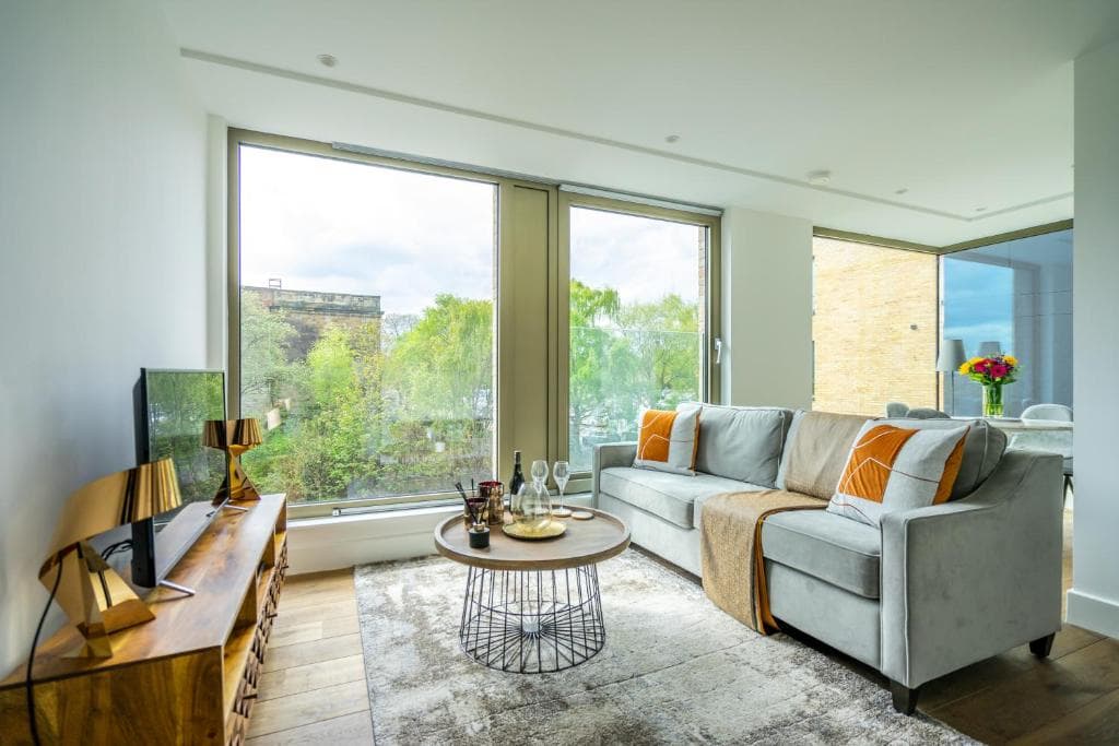 Accommodation at Waterfront @ Ryedale House in york