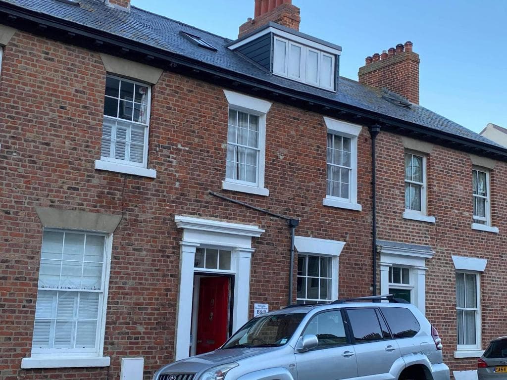 Accommodation at Sumatra Guesthouse Whitby in whitby