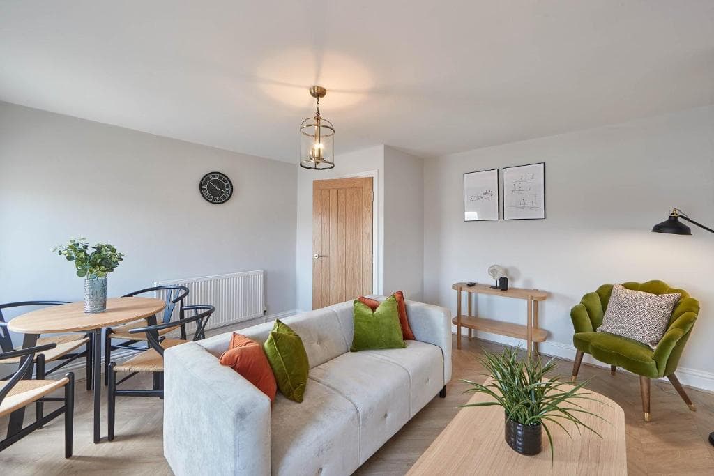 Host & Stay - Whitby Heights