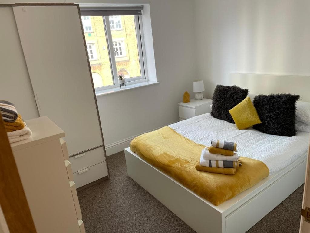 Accommodation at Best Priced Apartment In Hull 3 in hull