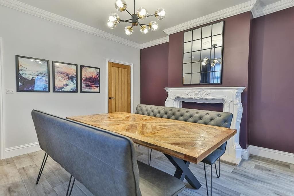 Accommodation at Luxury Spacious Pad with Games Room in sheffield