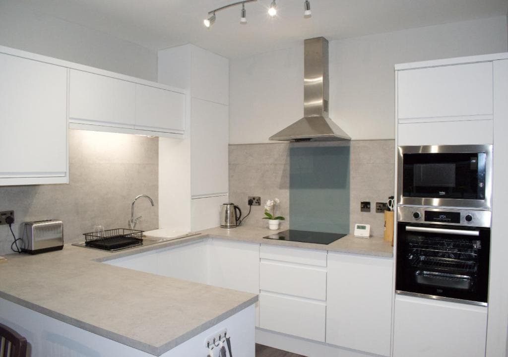 Accommodation at Beautifully refurbished 2 bedroom self-contained apartment with secure parking in rotherham