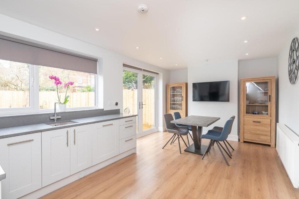 Pass the Keys High Spec 2 Bed House with Driveway and Garden