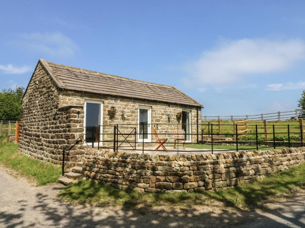 Accommodation at Lake Farm Cottage, Ripon in eavestone