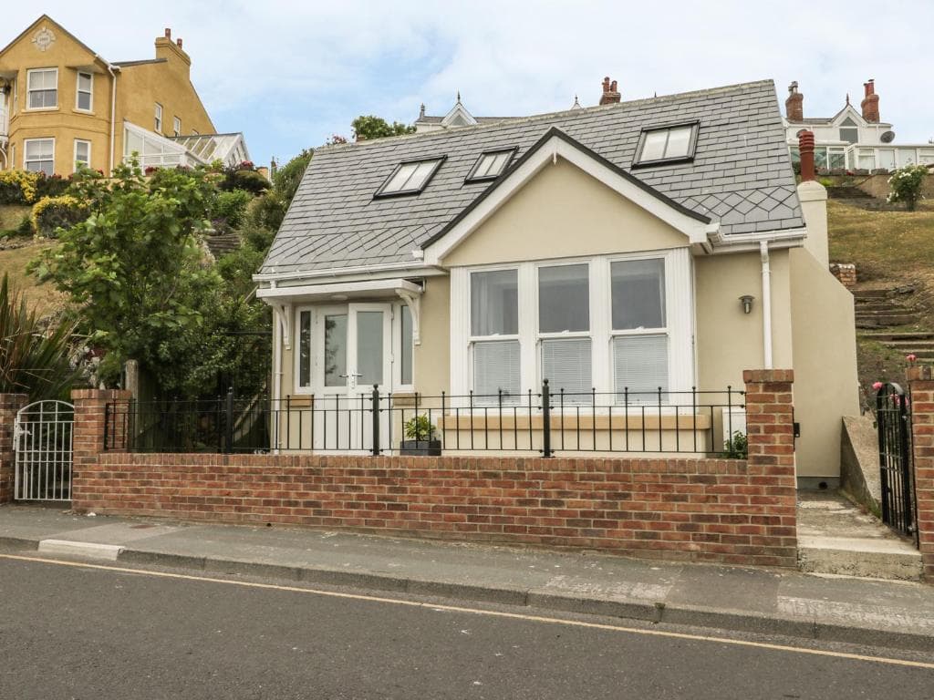 Accommodation at Sunrise, Filey in filey