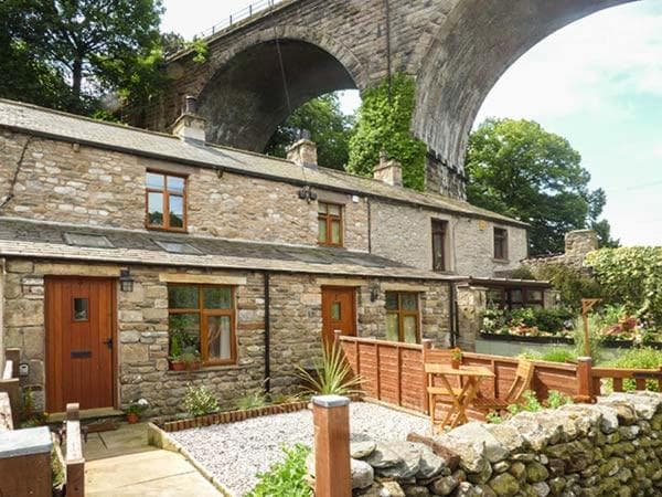 Accommodation at Greta Cottage in ingleton