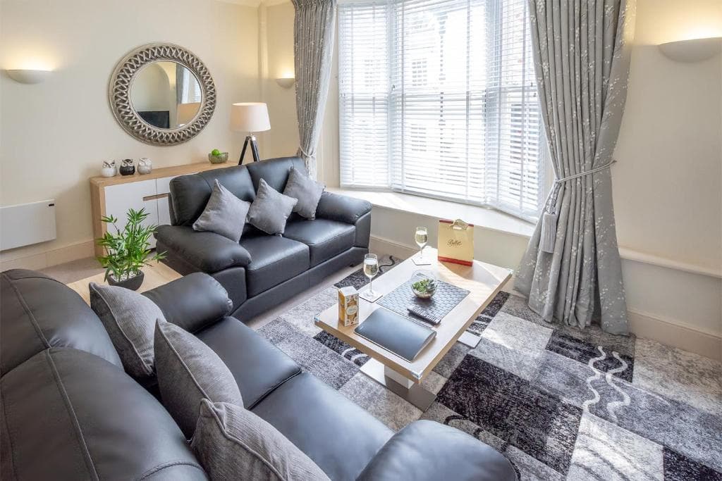 Accommodation at Hunter House Holiday Apartment - York in york