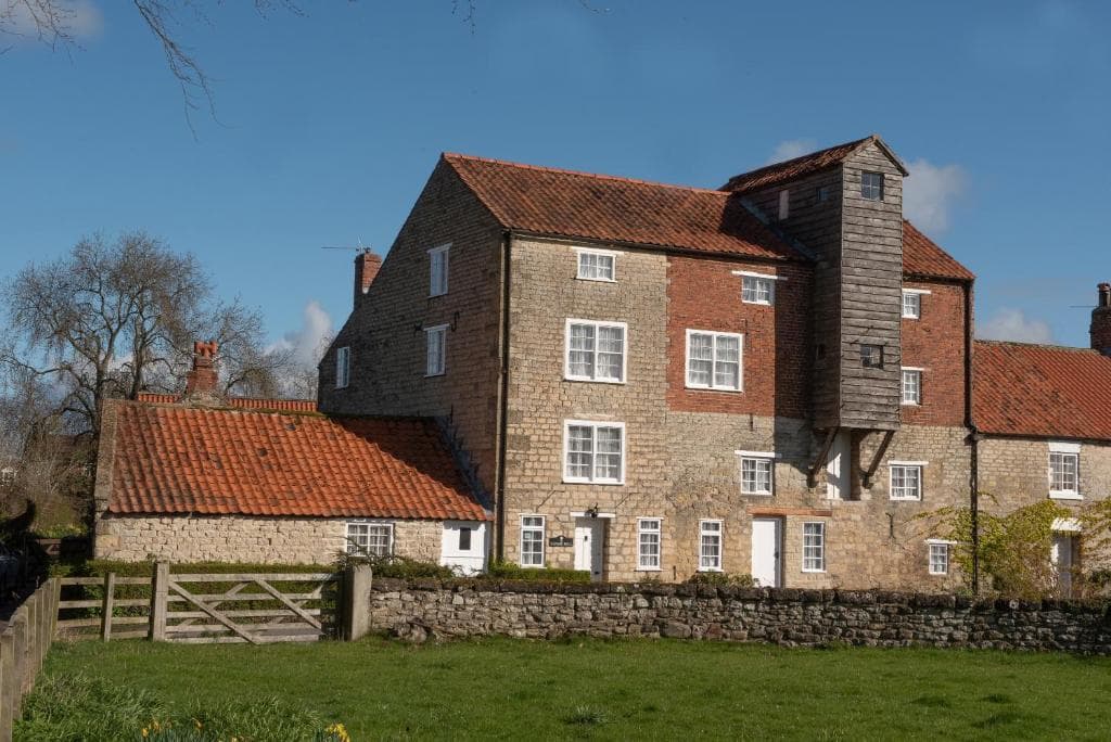 Accommodation at Vivers Mill in pickering