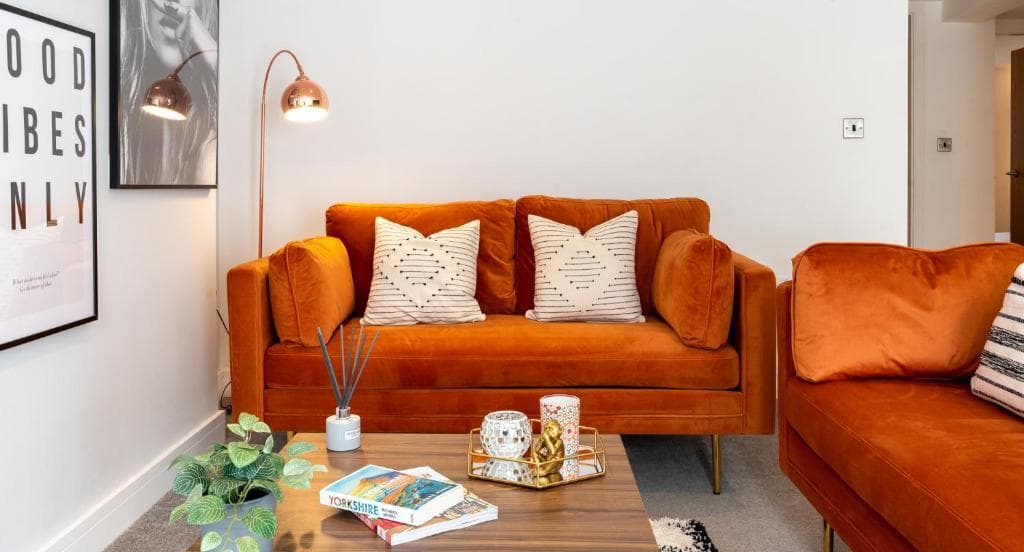 Accommodation at Stylish 2 bed town centre apartment with parking in harrogate