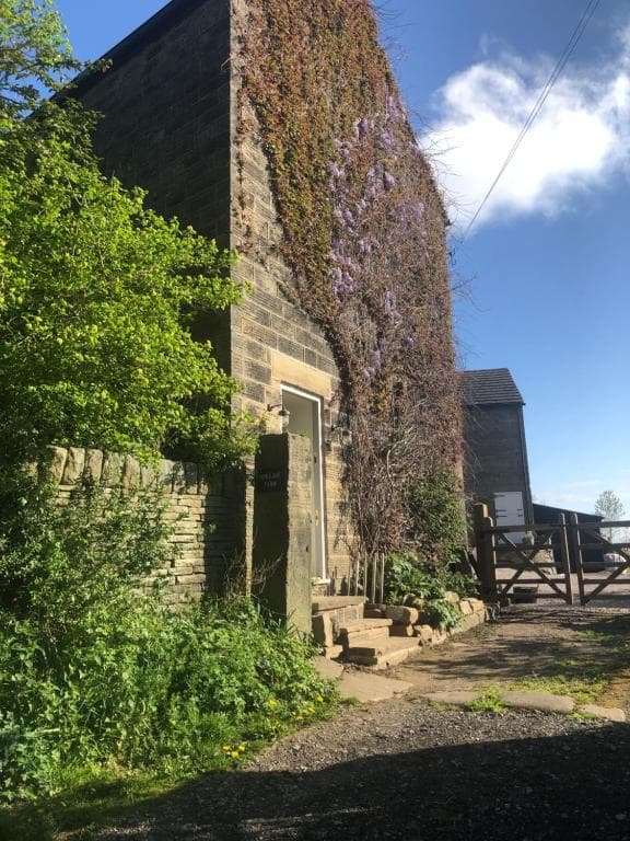 Accommodation at Hob Lane Farm B & B in bolsterstone ewden village