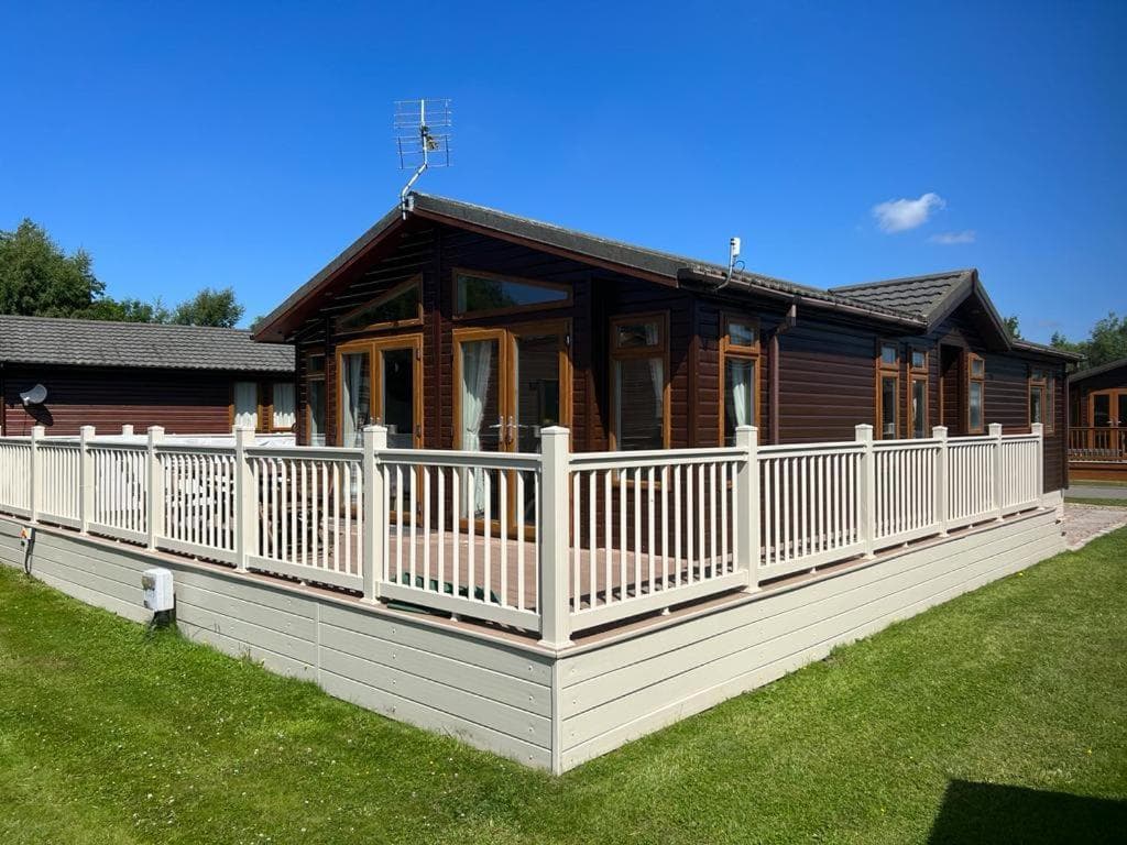 Accommodation at The Crystal Lodge with Hot Tub Malton in malton