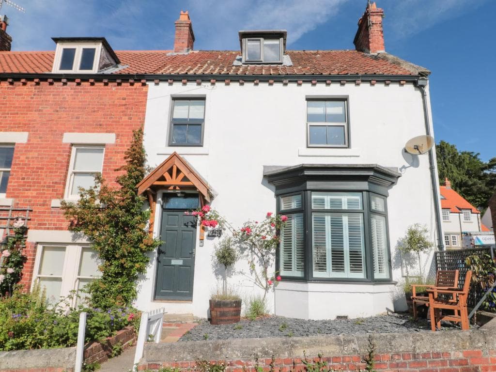 Accommodation at Harriet's Cottage, Whitby in whitby
