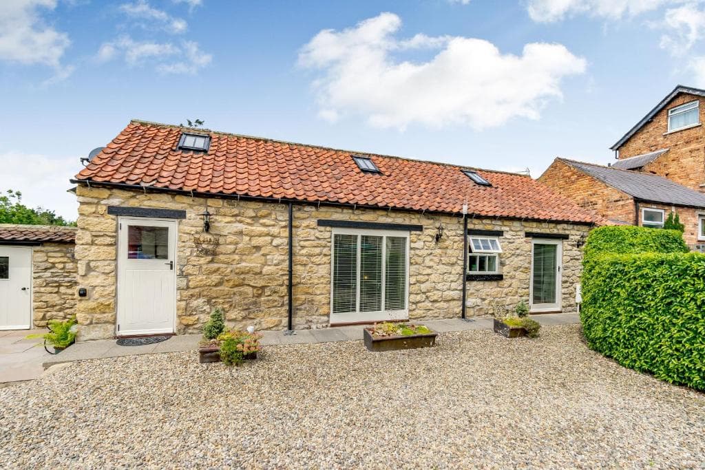 Accommodation at Cow Byre Cottage, Scarborough in snainton