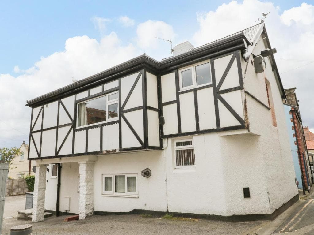 Accommodation at Daisy's Den in whitby