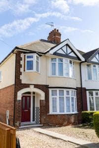 Accommodation at Hullidays》Retreat Pickering House West in saltburn