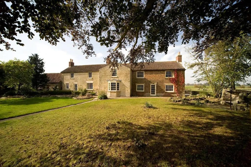 Pass the Keys Habton House Garden Cottage