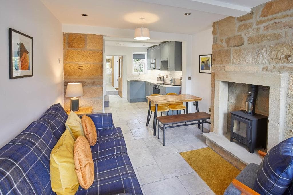 Accommodation at Host & Stay - Old Stone Cottage in pateley bridge