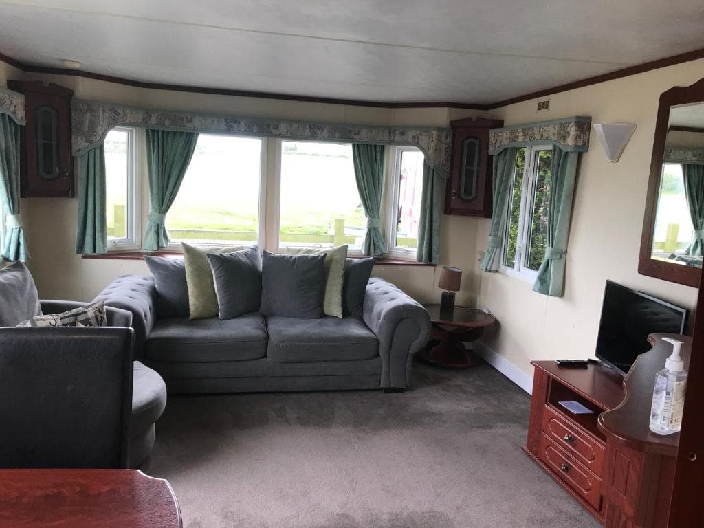 Accommodation at The Fox Inn, Roxby, Static Caravan in roxby