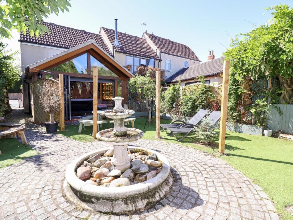 Accommodation at The Hide Away in selby