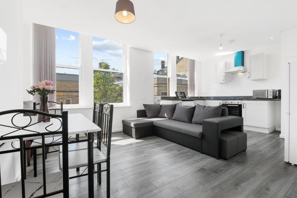 Accommodation at Stay Smiling- Bradford City Centre in bradford