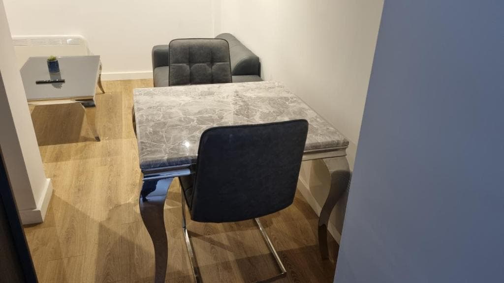 Accommodation at Budget Hotl Aparts in bradford