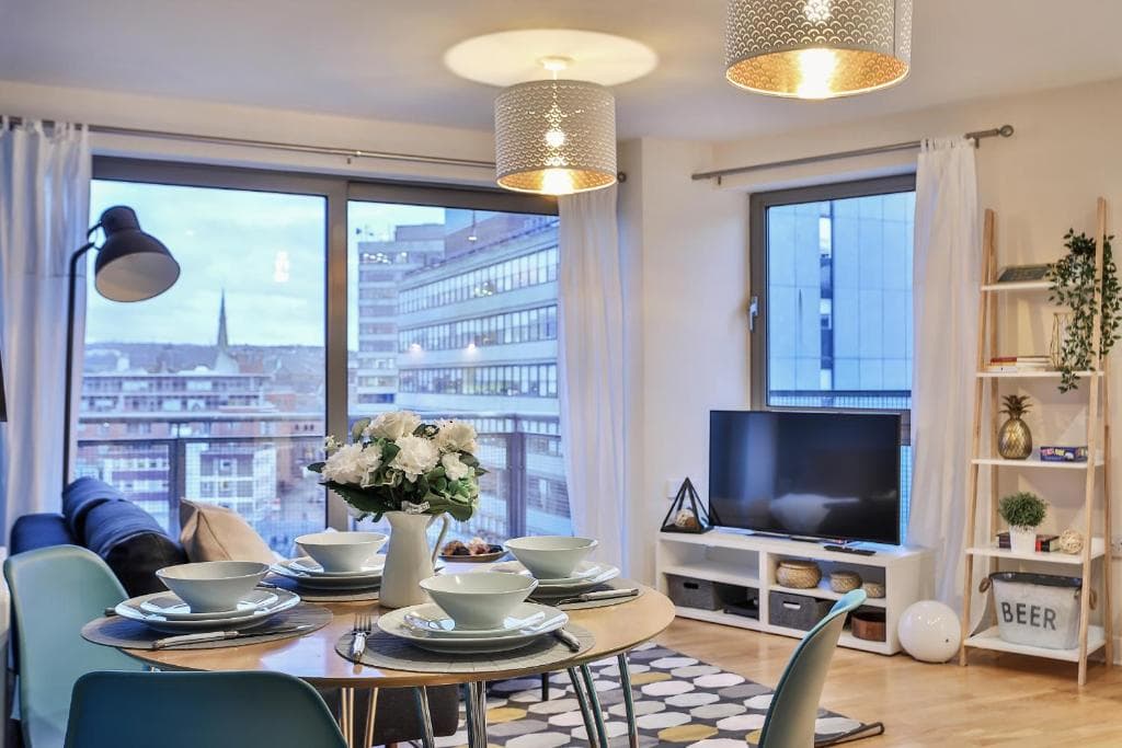 Accommodation at ViVi Serviced Apartment Sheffield in sheffield