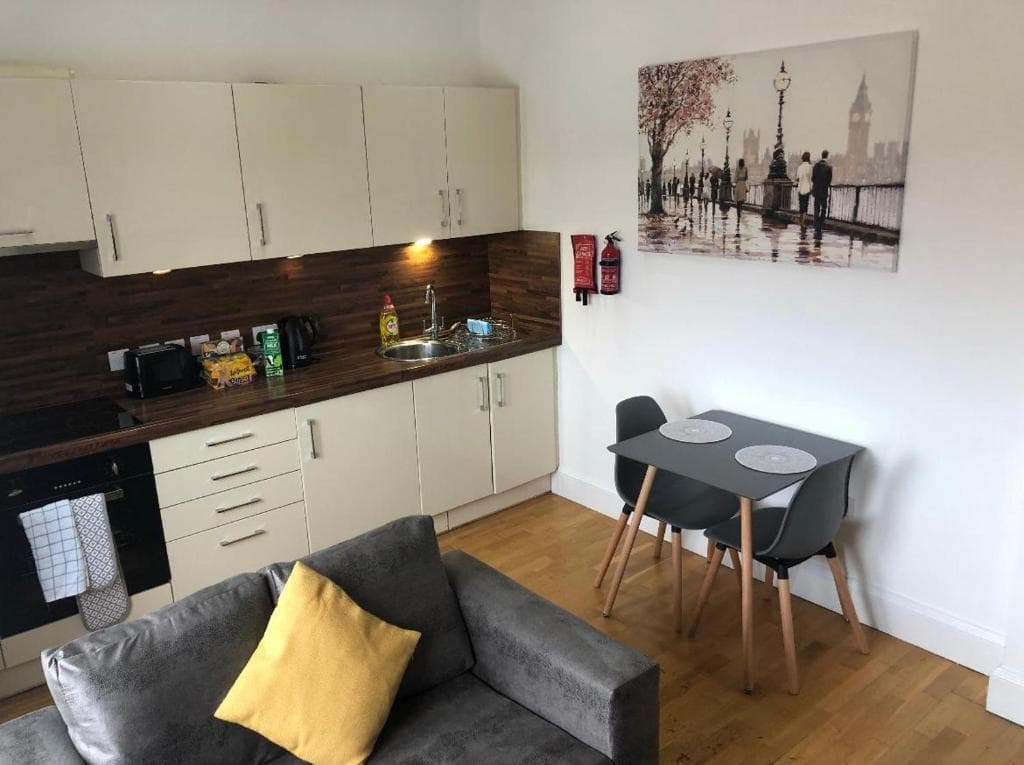 Accommodation at Bank Chambers Apartment 2 in hull