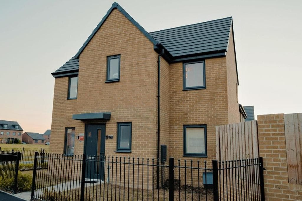 Accommodation at Willow Heights Modern 5-7 Persons/3 Bed Detached in thurnscoe