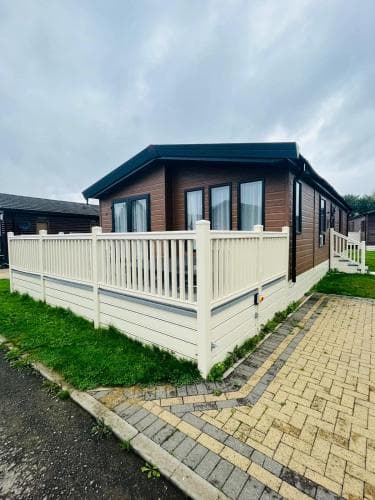 Accommodation at Eastgate Lodge with Hot Tub in malton